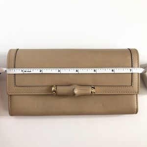 Gucci wallet w bamboo details tan nude
